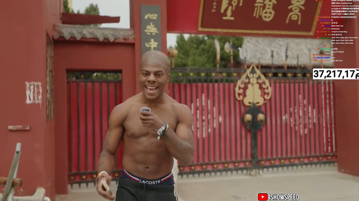 光頭造型！Speed中國(guó)行來(lái)到鄭州少林寺，上香拜佛學(xué)功夫