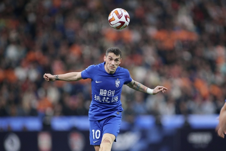 斯基拉：中超舊將斯坦丘接近免簽加盟熱那亞，合同期限到2027年